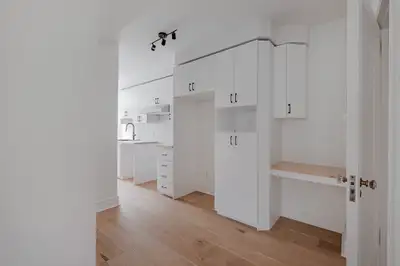 Appartement 5 1/2dans un magnifique projet locatif dans Montcalm : Le Claridge. Cet édifice patrimon...