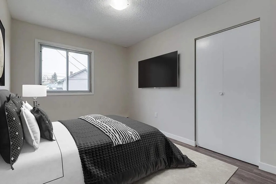 Affordable Apartments for Rent - Crescent Court - Apartment for 5