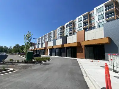 1,575 sqft. retail/office space for lease in the New Outlook Village Mall of Mission. Featuring shel...