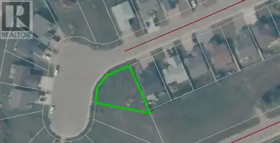 Fantastic family friendly neighborhood, walking distance to parks, recreation facilities. Build your...