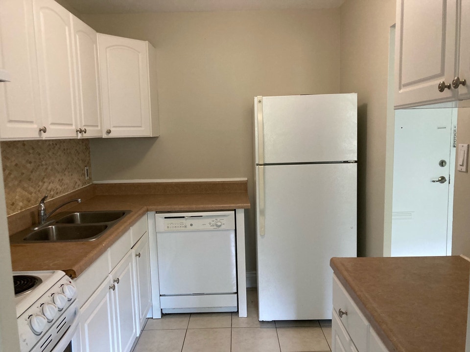 45 Paisley Blvd W - 1 Bedroom for Rent in Mississauga 3