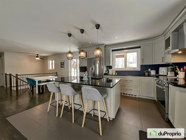 $499,900 - 1 1/2 Storey for sale in Beauport — photo 2
