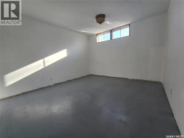 531 Scott STREET Weyburn, Saskatchewan in Houses for Sale in Regina - Image 24
