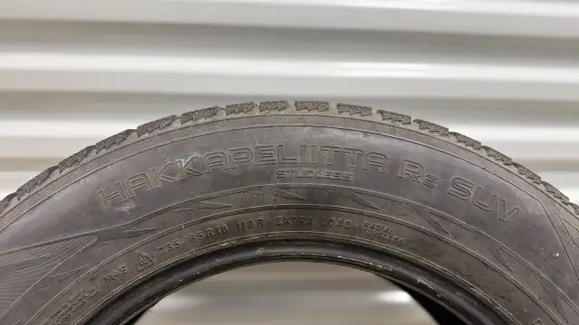 80% tread. 235/65 R18 Winter tires Nokian Hakkapeliitta in Tires & Rims in Mississauga / Peel Region - Image 6