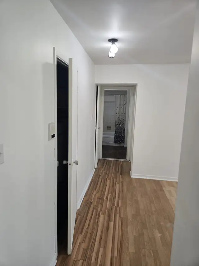 3 1/2 a louer a Joliette in Long Term Rentals in Lanaudière - Image 3