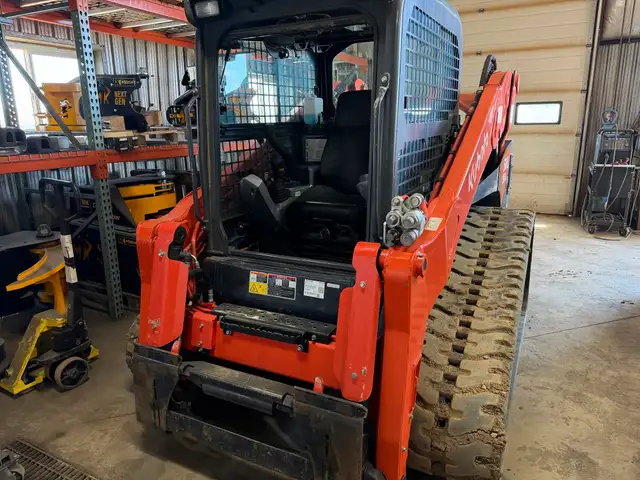 2024 KUBOTA SVL97-2 in Heavy Equipment in Lloydminster - Image 4