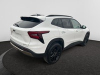 Check out this vehicle's pictures, features, options and specs, and let us know if you have any ques... (image 4)