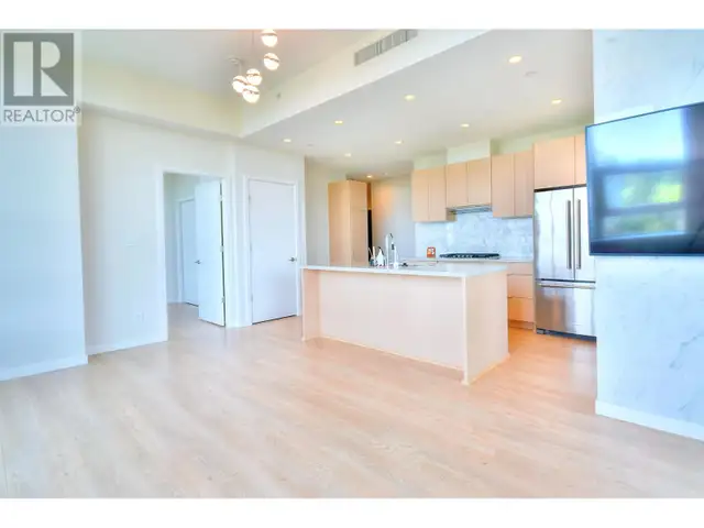 2802 530 WHITING WAY Coquitlam, British Columbia62864381540355123