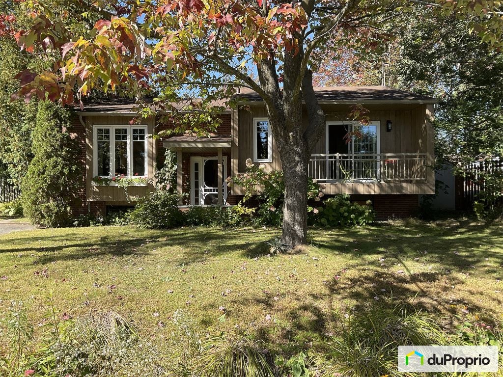 $665,000 - Bungalow for sale in Lorraine — photo 1