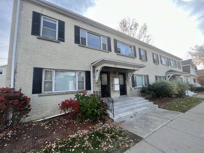 1 BEDROOM APARTMENT IN ST. CATHARINES WELLAND AVE. / 4TH AVE A Long