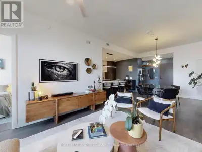 Experience luxury living in this stunning 2 Bedroom + Den suite at the prestigious Bianca Condos. Of...