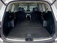 2022 Kia Telluride SX Limited AWD - Ultimate Luxury, Space & Capability Experience premium comfort a... (image 8)