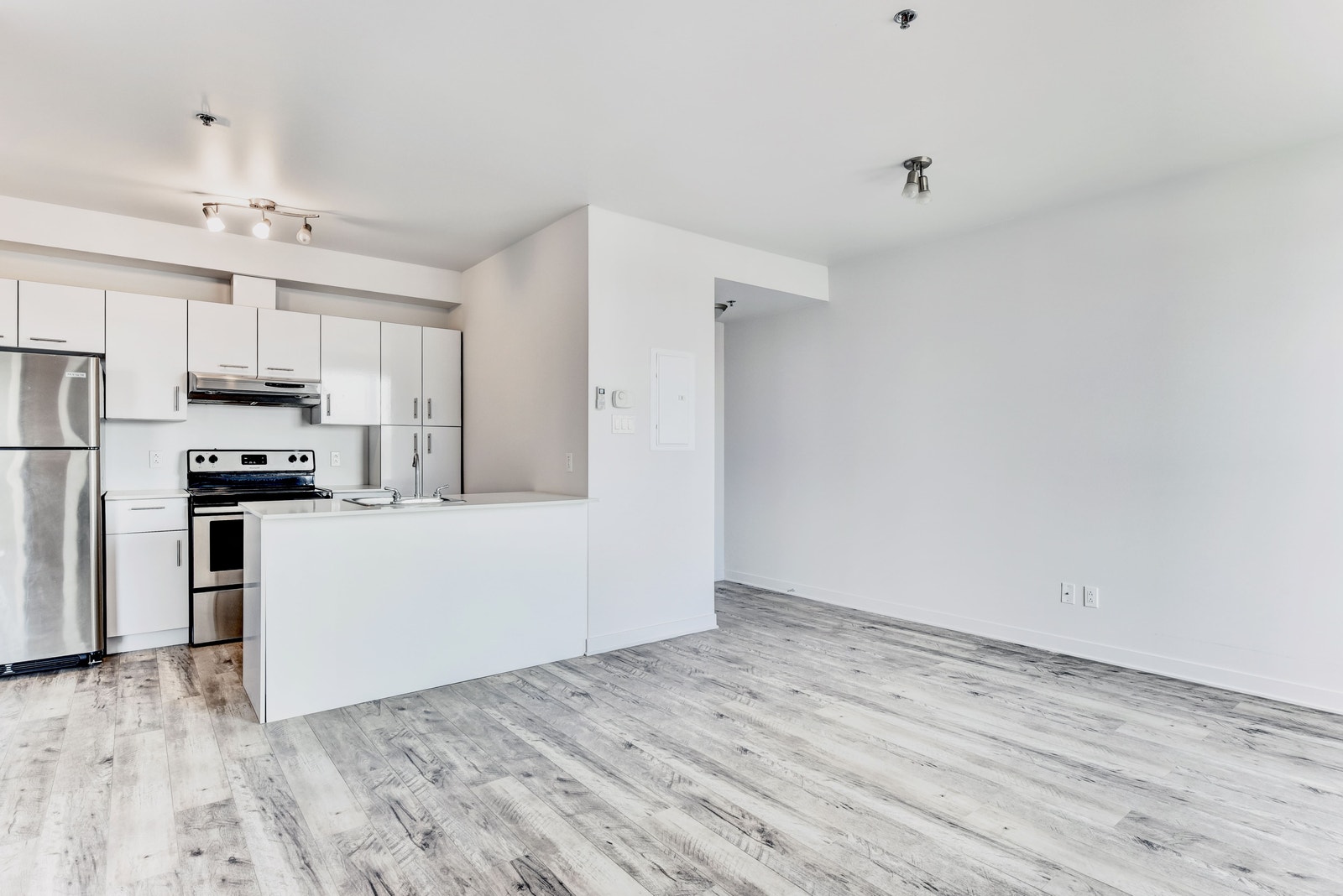 7388 rue St-Jacques — photo 1