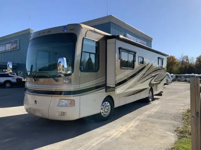 2011 Holiday Rambler Ambassador 36PFT in RVs & Motorhomes in Barrie - Image 4