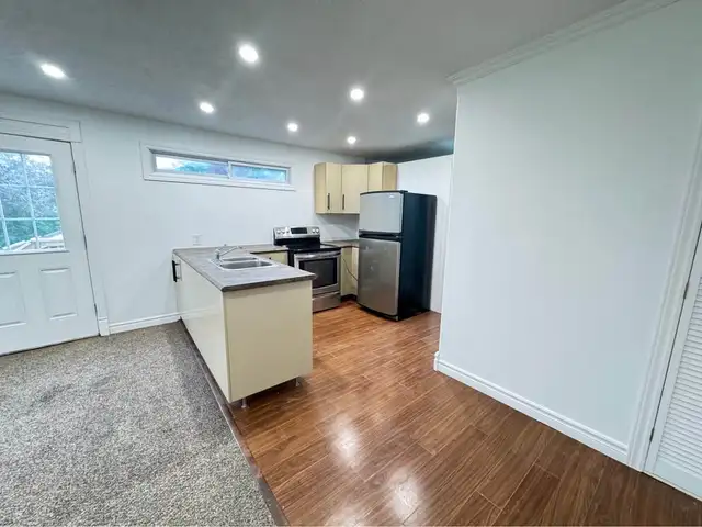 741 Trinity Street Innisfil in Long Term Rentals in Barrie - Image 6