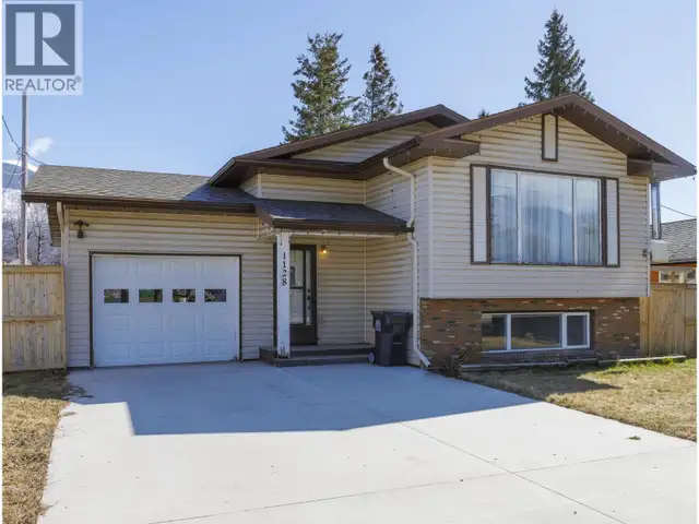 1128 3RD AVENUE McBride, British Columbia in Houses for Sale in Quesnel - Image 3