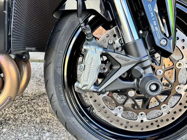 2020 Kawasaki Z H2 **SUPERCHARGED** **SCORPION PIPE** in Sport Bikes in Markham / York Region - Image 11