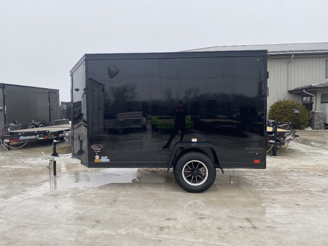 2024 Discovery 5' x 10' x 72" V-Nose Enclosed Trailer in Cargo & Utility Trailers in Regina - Image 2