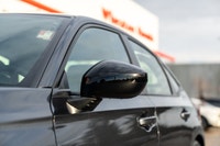 Passenger Illuminated Visor Mirror,Traction Control,Heated Mirrors,Pass-Through Rear Seat,Power Stee... (image 4)