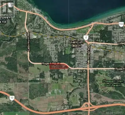 Qualicum Beach '' A Hidden Treasure'' properties like this are rarely sold. This amazing 35.51-acre...