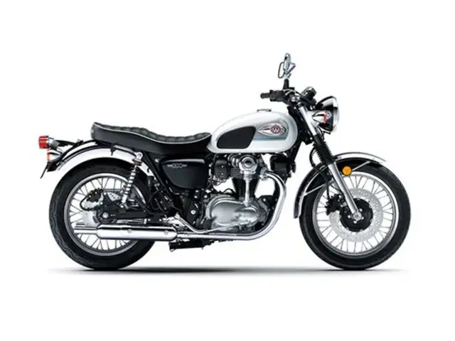 2026 Kawasaki W800 in Street, Cruisers & Choppers in Guelph - Image 3