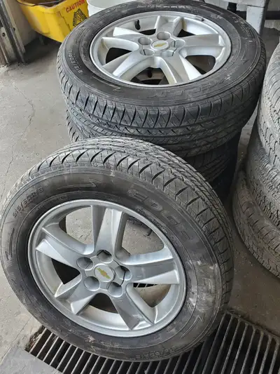 215/60/16 Kelly tires with Chevy alloy 5x110 rims ___________________ We offer a large selection of...