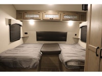 WINTER CLEAR OUT SALE ON NOW, WHOLESALE PRICING DIRECT TO CUSTOMER ON ALL RVS. DO NOT HESITATE TO GE... (image 4)