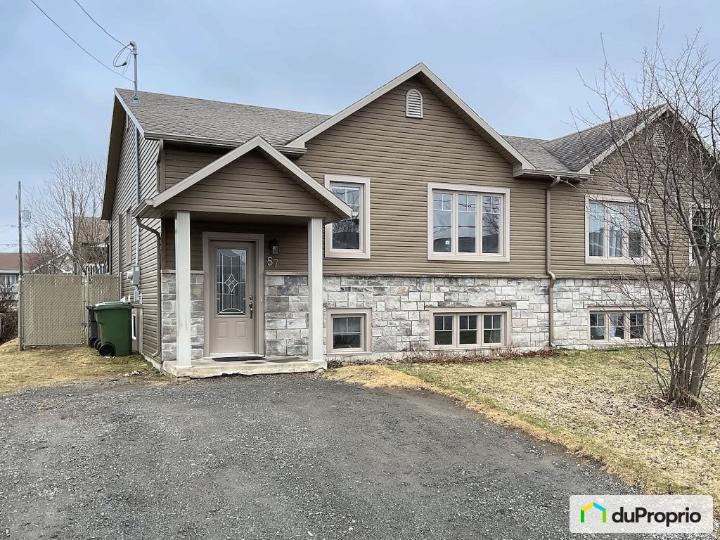 $343,900 - Semi-detached for sale in Victoriaville — photo 1