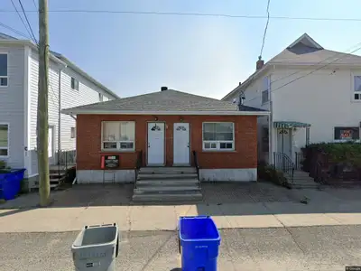 Spacious 2 Bedroom Rental Unit Available – All Utilities Include