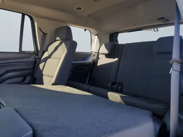 2020 GMC Yukon in Cars & Trucks in Medicine Hat - Image 14