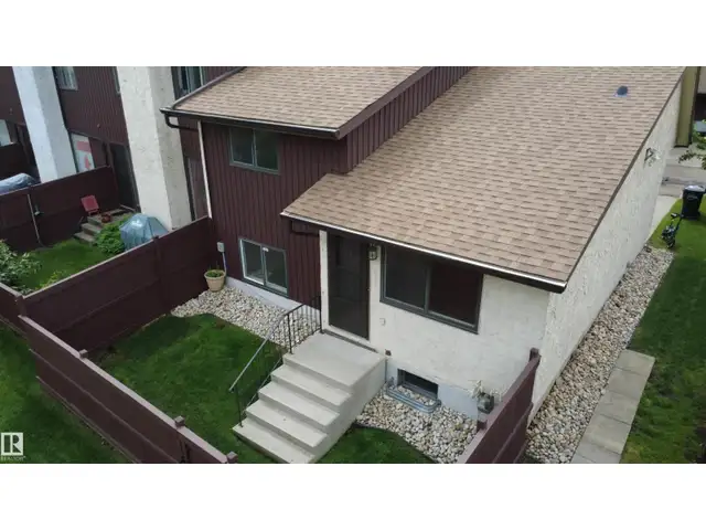 744 SADDLEBACK RD NW Edmonton, Alberta in Condos for Sale in Edmonton - Image 6