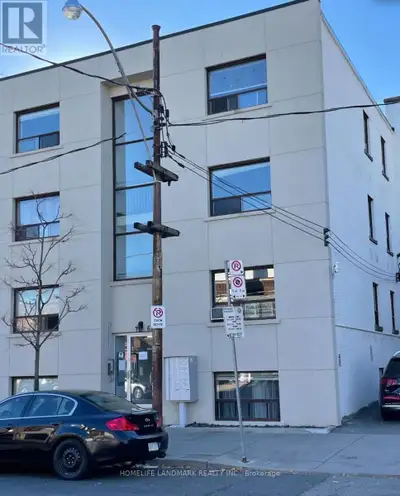 A great opportunity to lease an affordable and newly renovated, first-floor bachelor apartment in th...