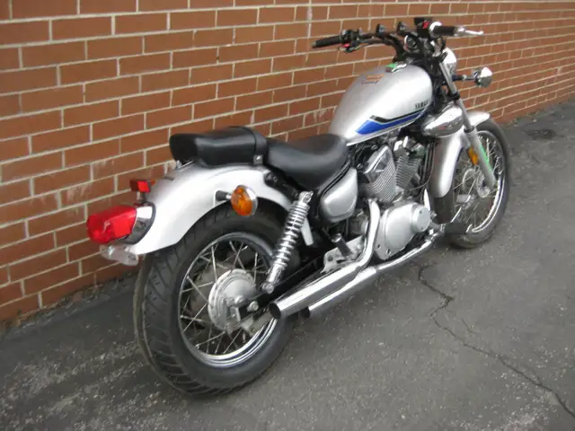 2019 YAMAHA VSTAR XV 250 in Street, Cruisers & Choppers in City of Toronto - Image 9