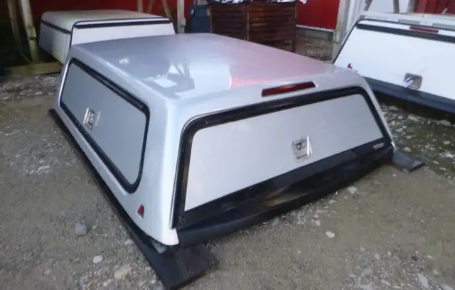 2019 - 2025 Chevrolet Silverado 1500 6'6 GAN Blade Silver Metall in Other Parts & Accessories in Kitchener / Waterloo - Image 3