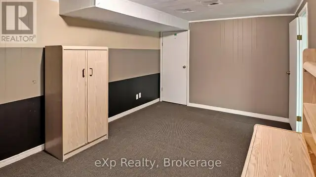 69 8TH STREET Hanover, Ontario in Houses for Sale in Owen Sound - Image 30