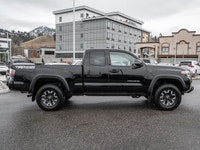 One Owner - Access Cab - Keyless Ignition - Heated Front Seats - Backup Camera Built for capability... (image 9)