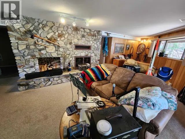 8398 BRIDGE LAKE ROAD Bridge Lake, British Columbia in Houses for Sale in 100 Mile House - Image 29