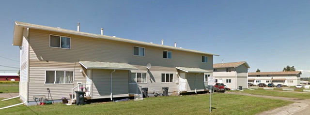 Fort St. John Townhouses - 2 Bedroom 1 Bath Townhouse Townhome f in Long Term Rentals in Fort St. John - Image 2