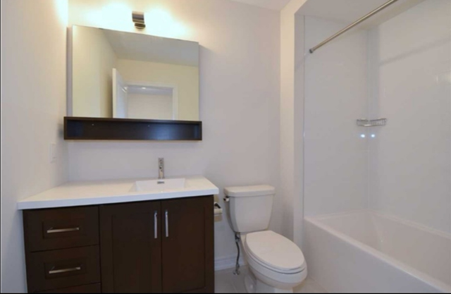 Townhouse for rent in summit park  stoney creek in Long Term Rentals in Hamilton - Image 8