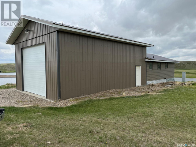 Lakeside Acreage Property Webb Rm No. 138, Saskatchewan in Houses for Sale in Swift Current - Image 4