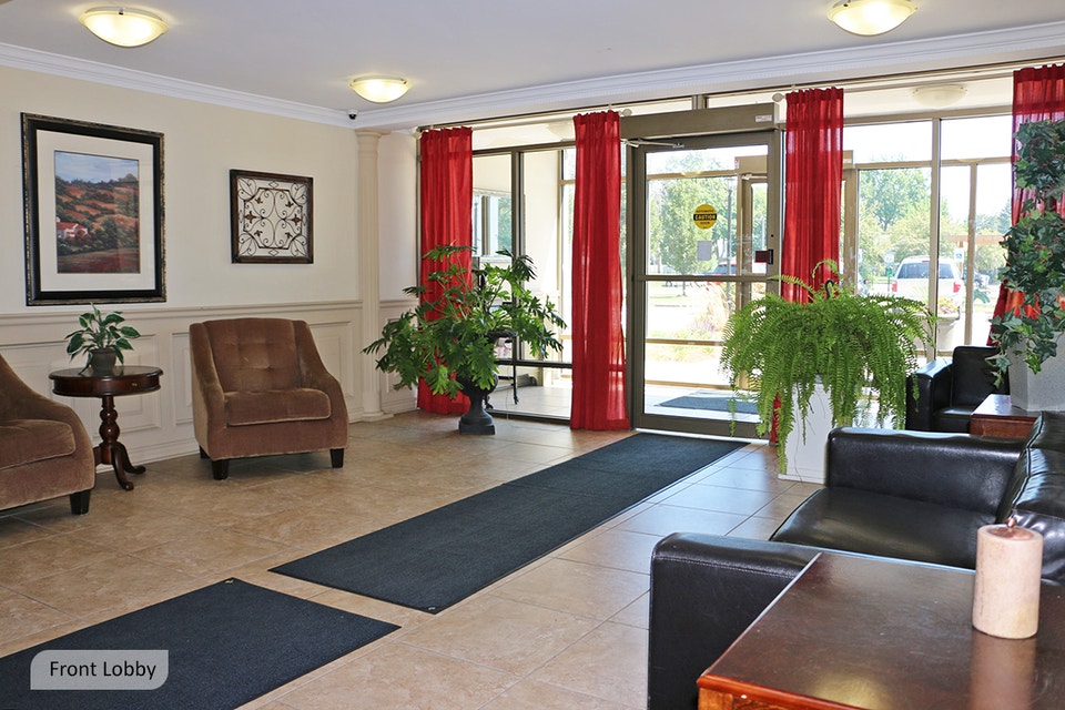 380 Vine St. - Bright and Spacious 2 Bedroom Apartment 3