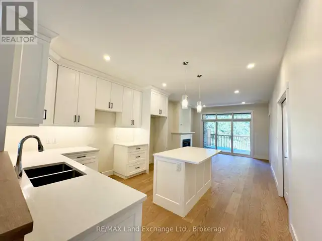 11 NYAH COURT Kincardine, Ontario in Houses for Sale in Owen Sound - Image 4