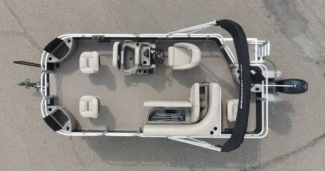 2020 SUNTRACKER Bass Buggy 18 DLX Mercury 40 4Stroke Command Thr in Powerboats & Motorboats in Prince Albert - Image 11