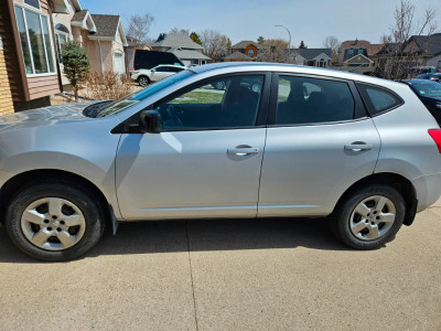 2009 NISSAN ROGUE -AWD -  Moving Sale