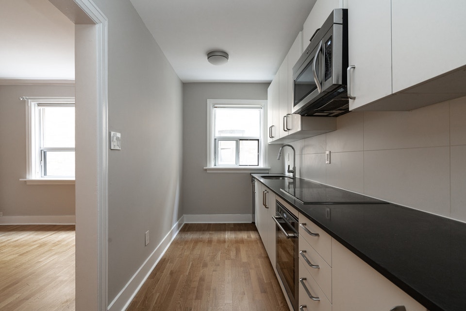 Renovated one bedroom at Arlington and St Clair Ave W - ID 1101 4