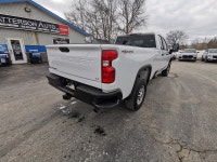 "• Power_Steering • Power_Brakes • Power_Windows • Power_Mirrors • Power_Locks • Air_Conditioning •... (image 4)