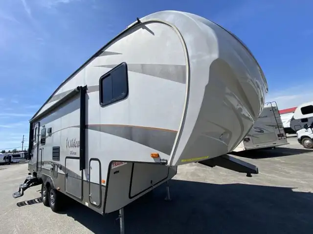 2017 Forest River RV Wildcat Maxx 242RLX in Travel Trailers & Campers in Abbotsford - Image 12