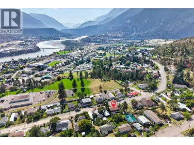 Nestled in the heights of Lillooet with scenic mountain and Fraser River views, this tastefully refr...