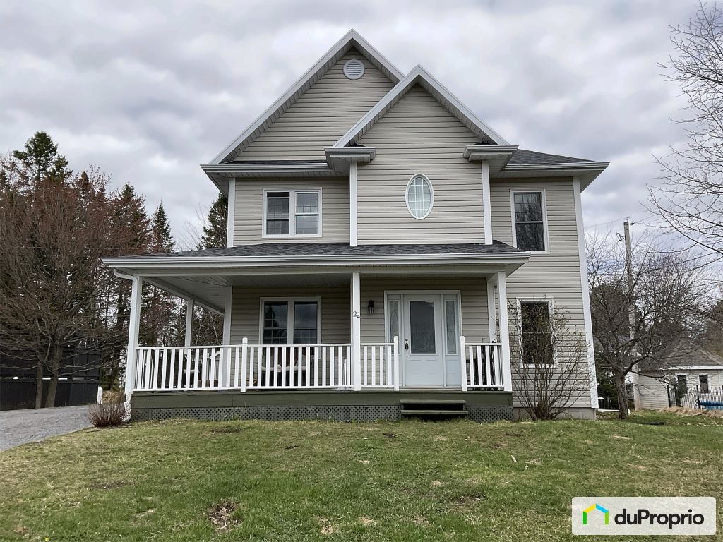 $725,000 - 2 Storey for sale in Lac-Beauport — photo 1