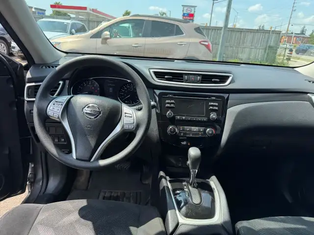 2016 Nissan Rogue SV, AWD, WELL SERVICED, CERTIFIED in Cars & Trucks in London - Image 14